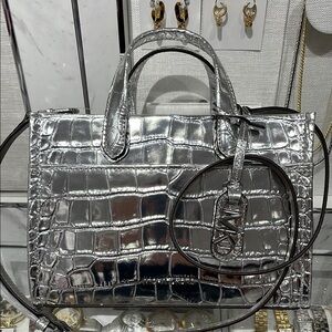 Michael Kors Gigi Small Metallic Crocodile Embossed Leather Messenger Bag
Silver